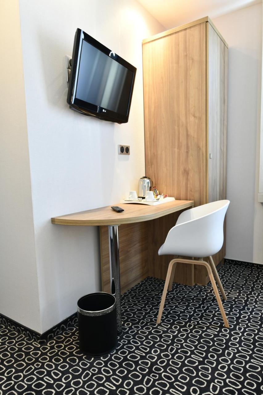 In Situ Hotel Valenciennes Bagian luar foto